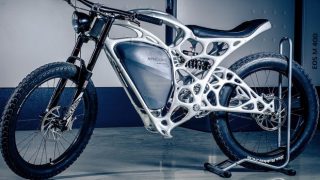 【世界初】軽いからスピードが出る！3Dプリンターで製作されたバイクがAPWorksから発売